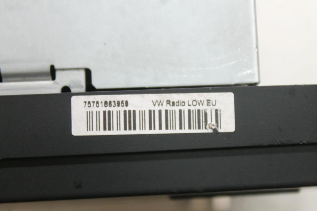 View Auto part Radio/Cd/Dvd/Sat/Tv Volkswagen Golf 2010