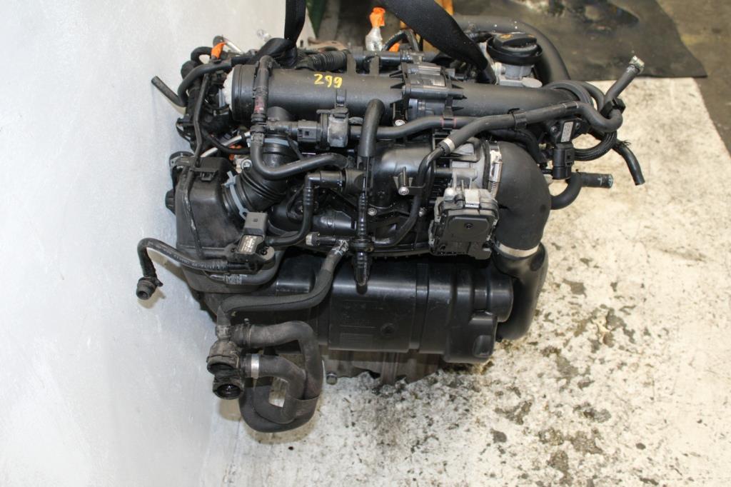 View Auto part Engine Volkswagen Golf 2010