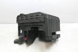 View Auto part Fuse Box Volkswagen Golf 2010