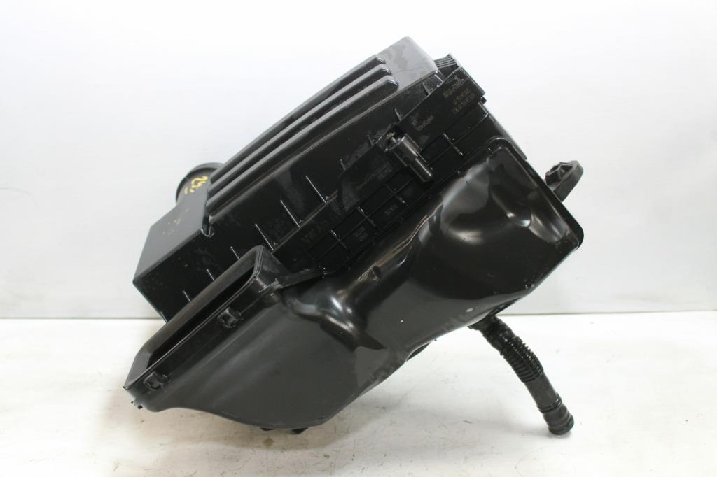 View Auto part Air Cleaner/Box Volkswagen Golf 2010