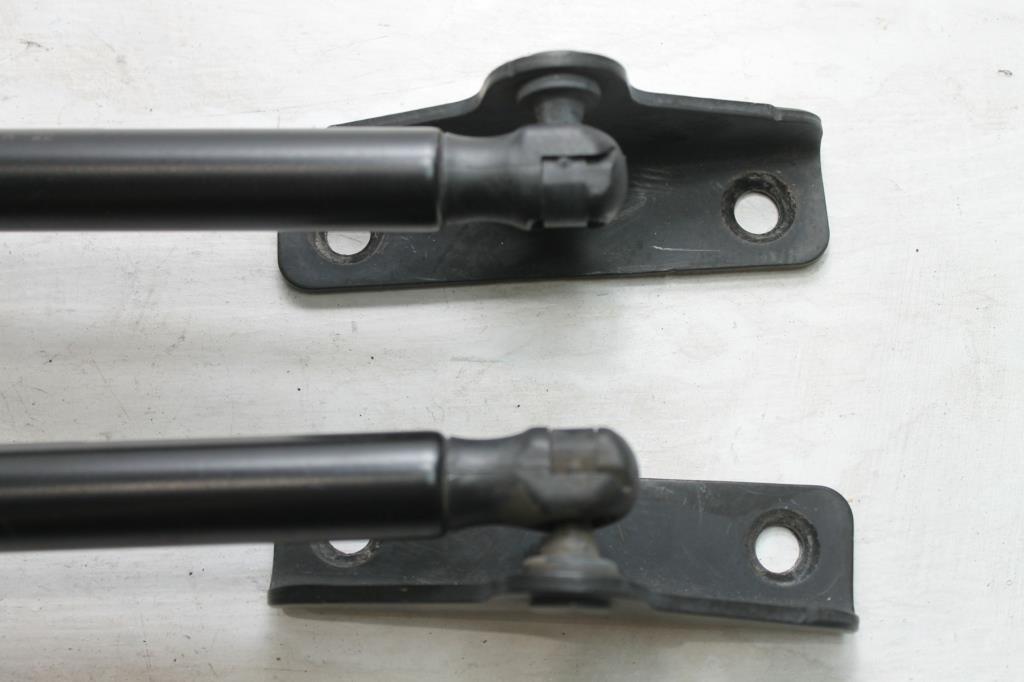 2015 Ford Mondeo Hatch Strut View Auto part Hatch Strut Ford Mondeo 2015