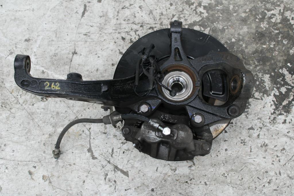 View Auto part Left Front Hub Assembly Great Wall Cannon Ute 2022