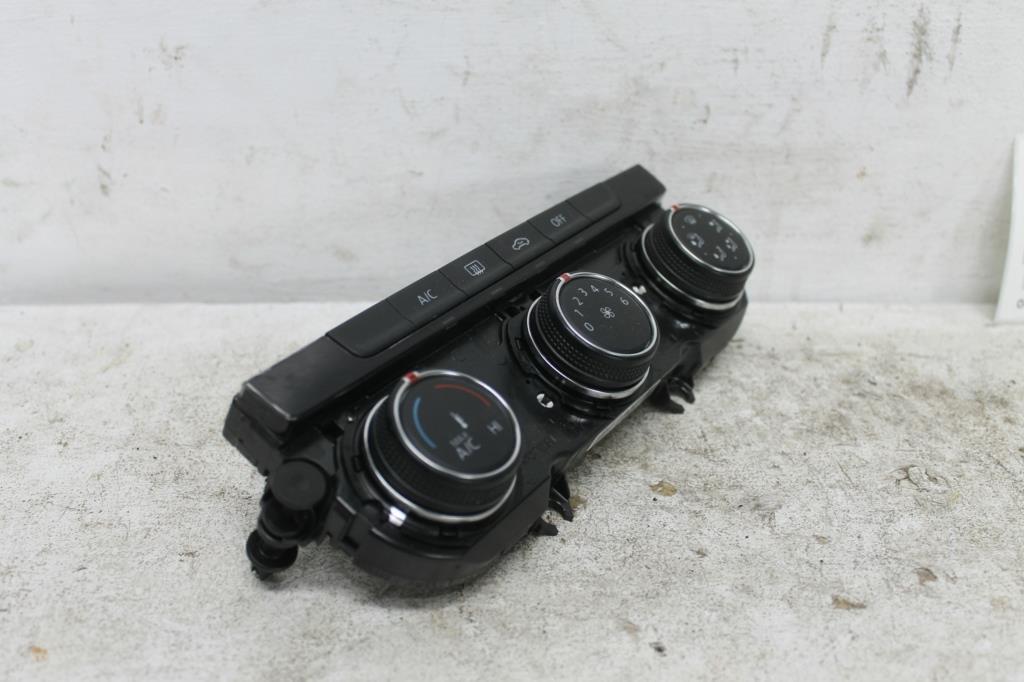 View Auto part Heater/Ac Controls Volkswagen Golf 2013