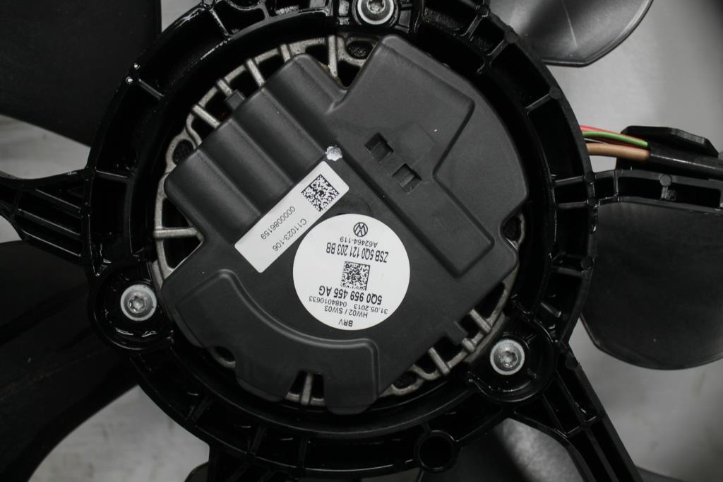 View Auto part Fan Volkswagen Golf 2013