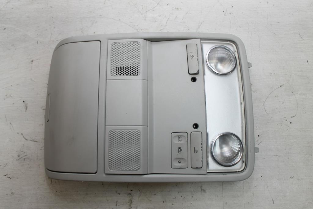 2010 Volkswagen Golf Courtesy Light View Auto part Courtesy Light Volkswagen Golf 2010
