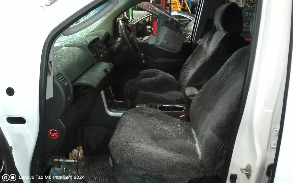 2014 Nissan Navara Heater/Ac Controls View Auto part Heater/Ac Controls Nissan Navara 2014