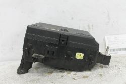 View Auto part Fuse Box Chrysler 300c 2012