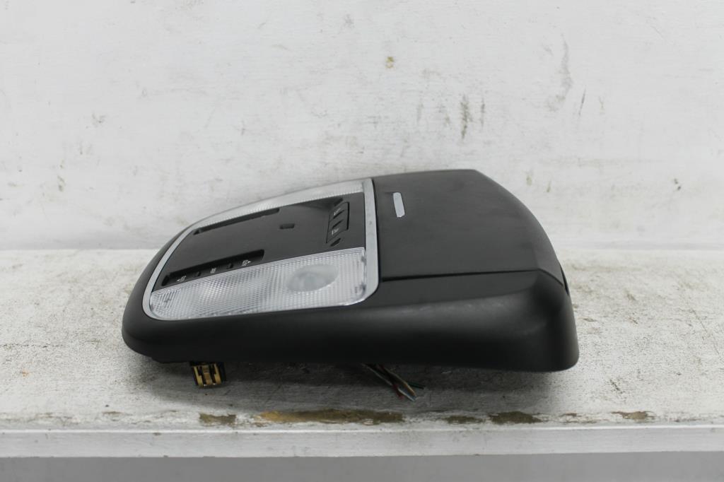 View Auto part Courtesy Light Chrysler 300c 2012