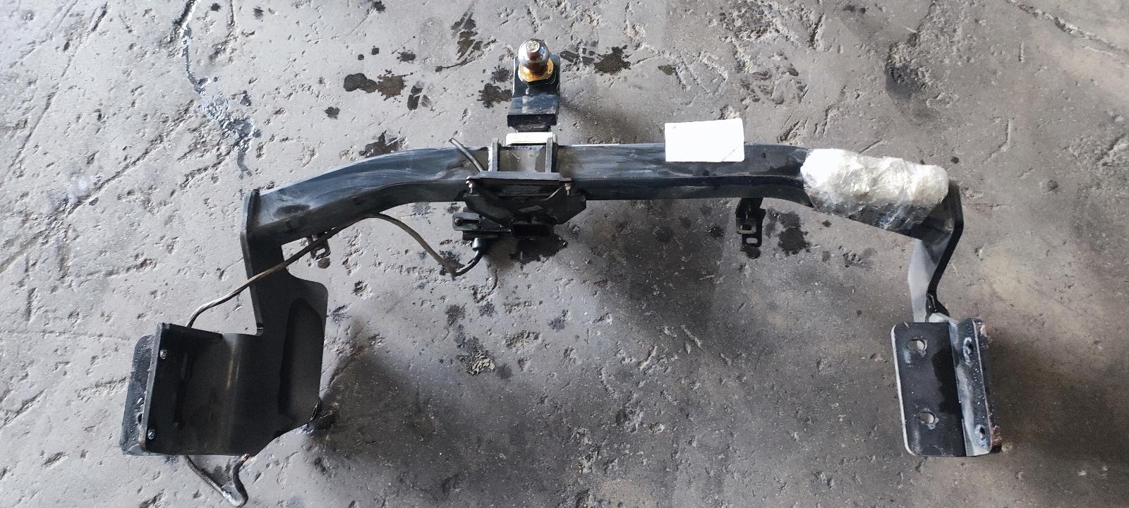 View Auto part Towbar Hyundai Santa Fe 2014
