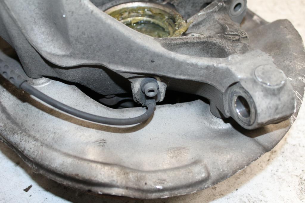 View Auto part Left Front Hub Assembly Mini Cooper 2015