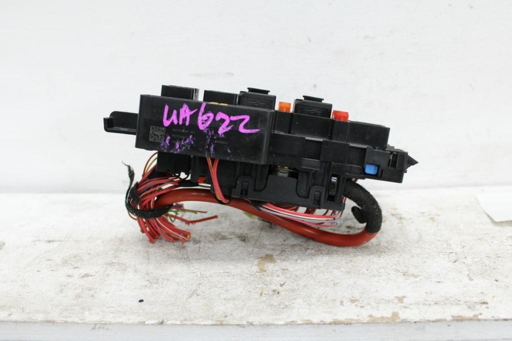 View Auto part Fuse Box Mini Cooper 2015