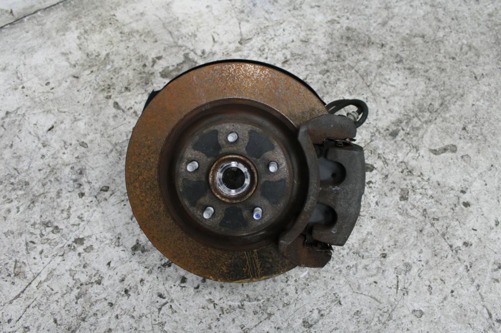 View Auto part Right Front Hub Assembly Nissan Xtrail 2015