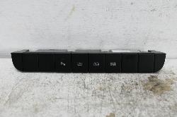 View Auto part Misc Switch/Relay Hyundai Staria 2024