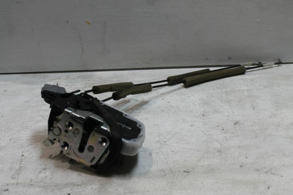 View Auto part Door/Boot/Gate Lock Nissan Xtrail 2015
