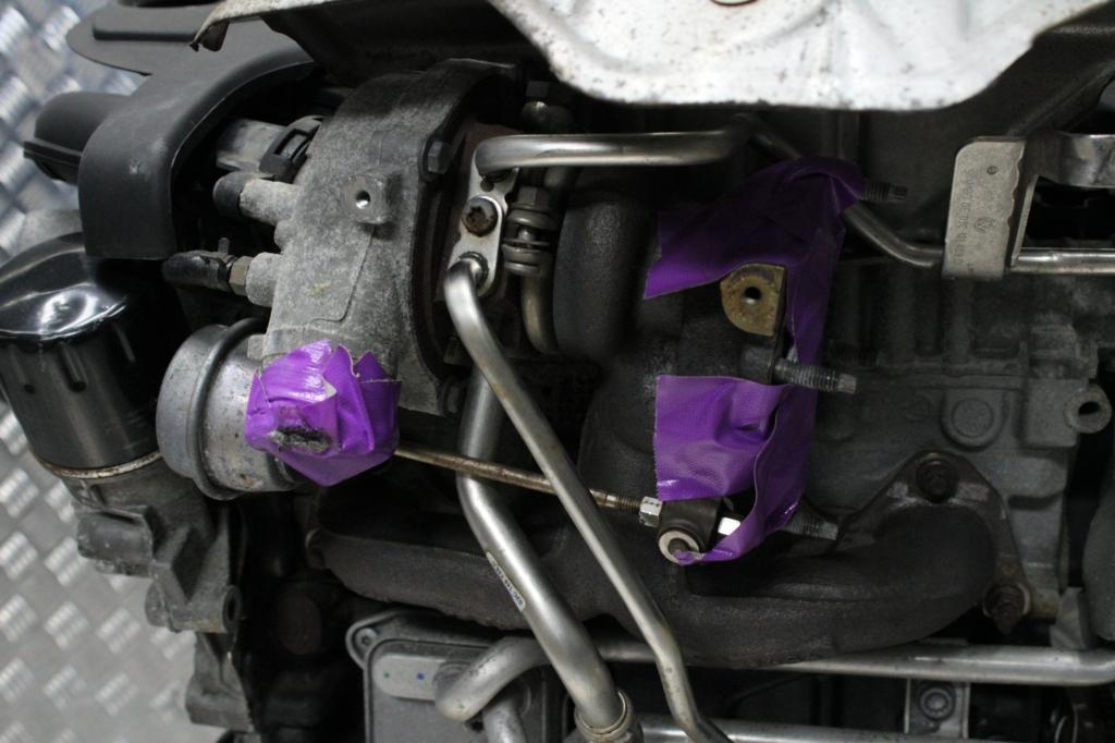 View Auto part Engine Volkswagen Golf 2012