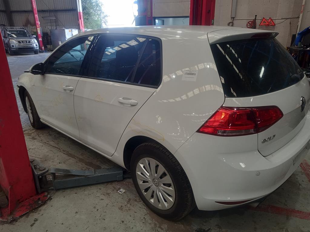 View Auto part Airbag Module/Sensor Volkswagen Golf 2013