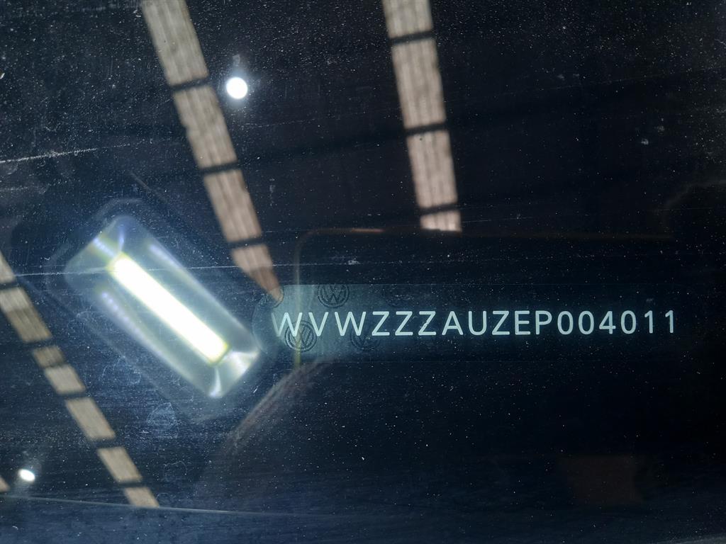 View Auto part Right Guard Liner Volkswagen Golf 2013