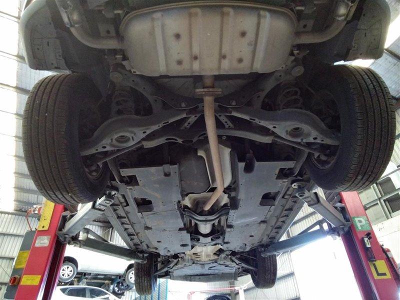 View Auto part Left Front Hub Assembly Mazda Cx5 2014